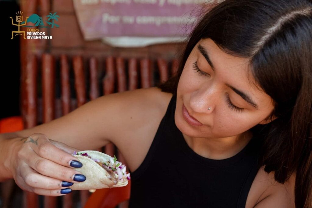 comer-tacos-en-tulum-tour-privado-riviera-maya